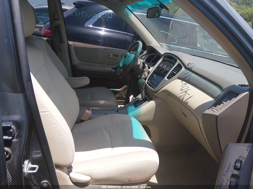 2006 Toyota Highlander VIN JTEGD21AX60149686 IAAI salvage auction — FRONT END, Salvage (Missouri), sold $1,150 on 2026-07-27 (photo 5)