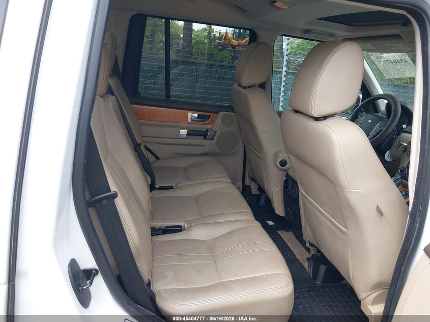 2013 Land rover Lr4 VIN SALAG2D45DA674999 IAAI salvage auction — NORMAL WEAR, Clear (Virginia), sold $1,050 on 2026-07-16 (photo 8)