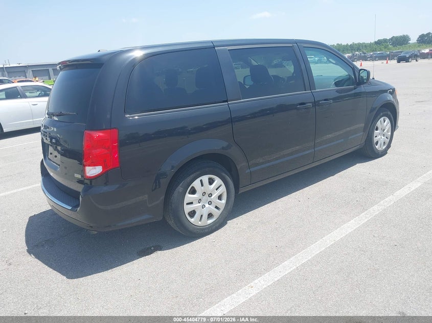 2018 Dodge Grand caravan VIN 2C4RDGBG1JR288682 IAAI salvage auction — NORMAL WEAR, Sf97 (Washington), sold $8,650 on 2026-08-12 (photo 4)