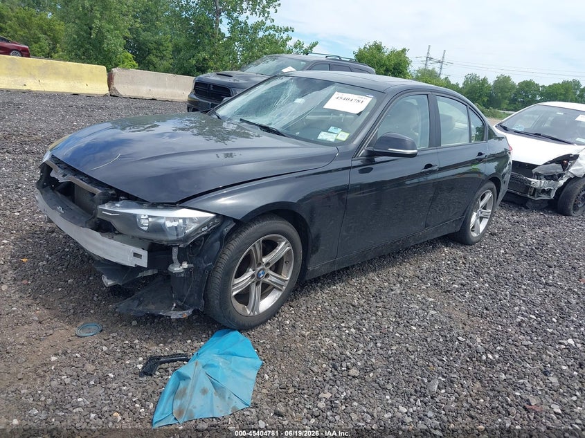 2015 BMW 3er VIN WBA3B5G54FNS15847 IAAI salvage auction — FRONT END, Mv-907A (New York), sold $1,250 on 2026-07-14 (photo 2)