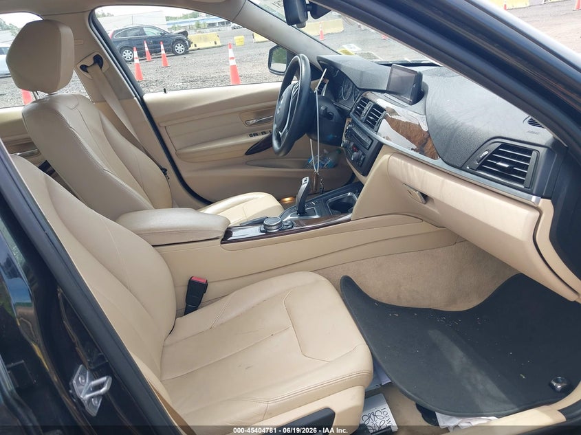 2015 BMW 3er VIN WBA3B5G54FNS15847 IAAI salvage auction — FRONT END, Mv-907A (New York), sold $1,250 on 2026-07-14 (photo 5)