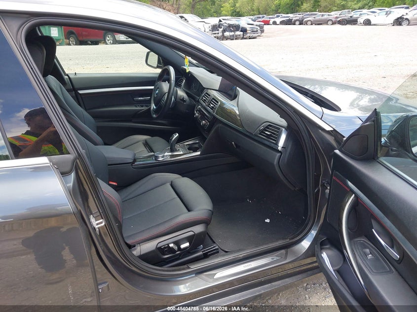 2018 BMW VIN WBA8Z9C59JG828607 IAAI salvage auction — UNKNOWN, Salvage (Pennsylvania), sold $3,650 on 2026-07-11 (photo 5)