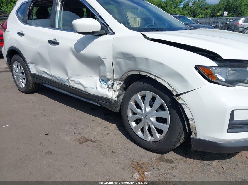2017 Nissan Rogue VIN JN8AT2MTXHW141232 IAAI salvage auction — RIGHT SIDE, Salvage (Connecticut), sold $875 on 2026-07-09 (photo 6)