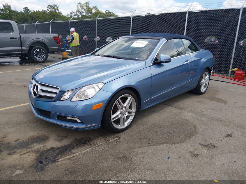 2011 Mercedes-benz E-klasse VIN WDDKK5GF9BF063713 IAAI salvage auction — REAR END, Salvage (South Carolina), sold $2,050 on 2026-07-15 (photo 2)