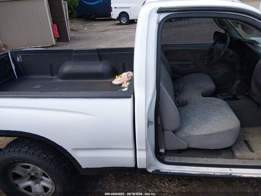 2002 Toyota Tacoma VIN 5TENL42N52Z031292 IAAI salvage auction — NORMAL WEAR, Clear (Minnesota), sold $25 on 2026-07-29 (photo 8)