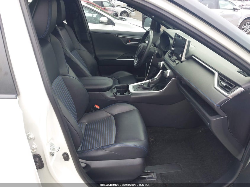 2019 Toyota Rav 4 VIN JTMEWRFVXKJ014089 IAAI salvage auction — FRONT & REAR, Mv-907A (New York), sold $14,050 on 2026-07-07 (photo 5)