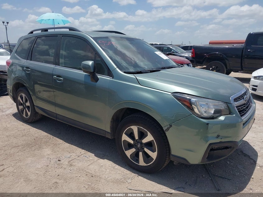 2018 Subaru Forester VIN JF2SJARC7JH517812 IAAI salvage auction — LEFT SIDE, Salvage Title, sold $1,725 on 2026-08-24 (photo 1)