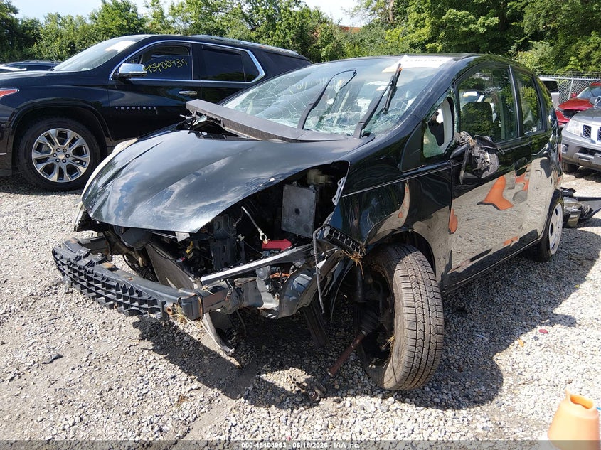 2013 Honda Fit VIN JHMGE8H33DC018881 IAAI salvage auction — ROLLOVER, Salvage (Ohio), sold $225 on 2026-07-14 (photo 2)
