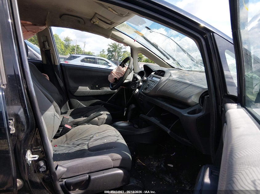 2013 Honda Fit VIN JHMGE8H33DC018881 IAAI salvage auction — ROLLOVER, Salvage (Ohio), sold $225 on 2026-07-14 (photo 5)