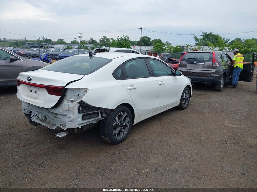 2020 Kia Forte VIN 3KPF24ADXLE186249 IAAI salvage auction — REAR END, Salvage (New Jersey), sold $4,375 on 2026-09-13 (photo 4)