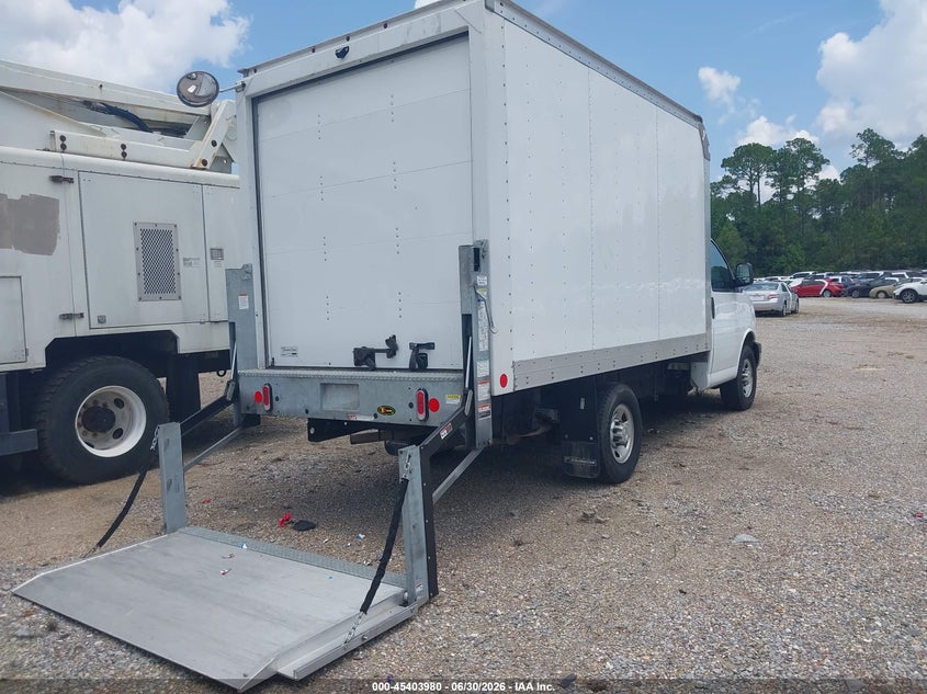 2024 Chevrolet Express 2500 VIN 1GB0GRFP0R1158967 IAAI salvage auction — NORMAL WEAR, Clear (Mississippi), sold $11,100 on 2026-07-17 (photo 4)