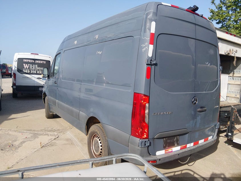 2019 Mercedes-benz Sprinter VIN WD4PF0CD7KP104626 IAAI salvage auction — FRONT & REAR, Clear (Texas), sold $12,750 on 2026-07-13 (photo 3)