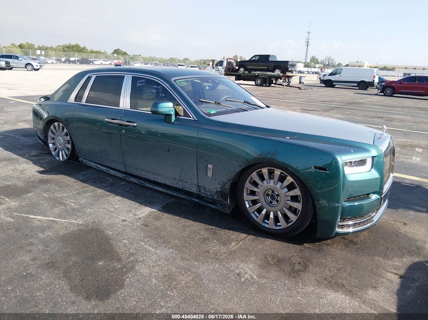 2022 Rolls-royce Phantom VIN SCATT6C01NU211539 IAAI salvage auction — UNDERCARRIAGE, Rebuildable (Florida), sold $180,000 on 2026-07-27 (photo 1)