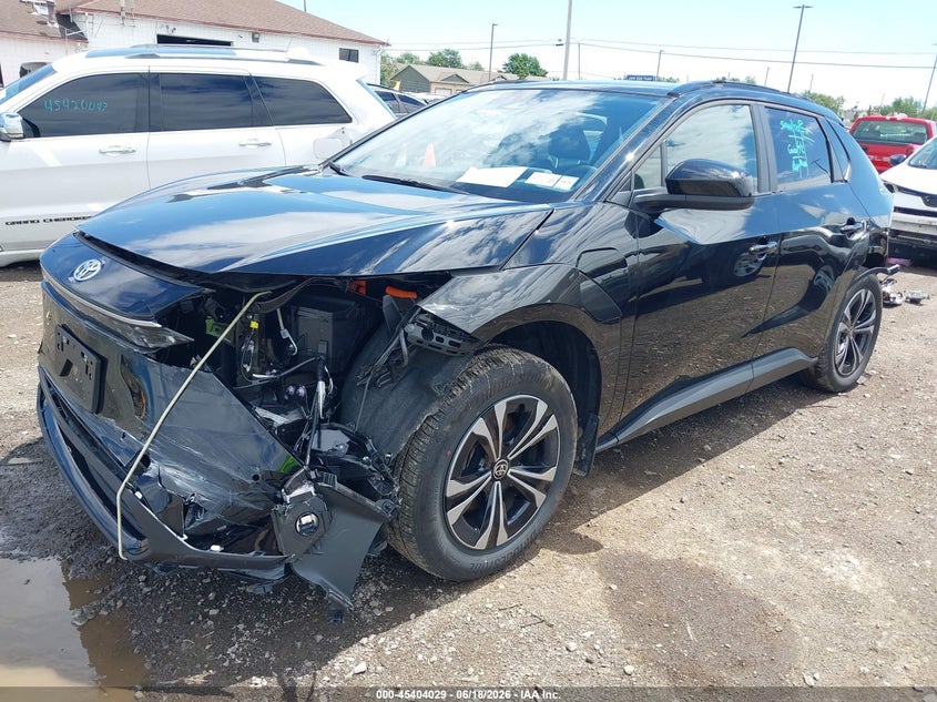 2025 Toyota Bz4x VIN JTMABACA1SA104227 IAAI salvage auction — LEFT FRONT, Salvage Title, sold $9,575 on 2026-08-13 (photo 2)