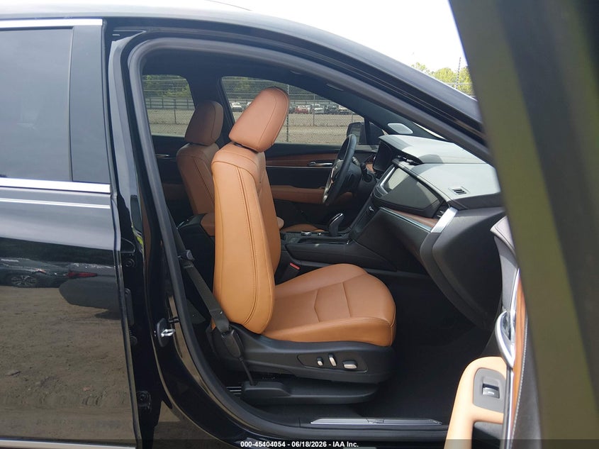 2022 Cadillac Xt5 VIN 1GYKNCR46NZ109691 IAAI salvage auction — FRONT END, Salvage Title, sold $7,100 on 2026-07-31 (photo 5)