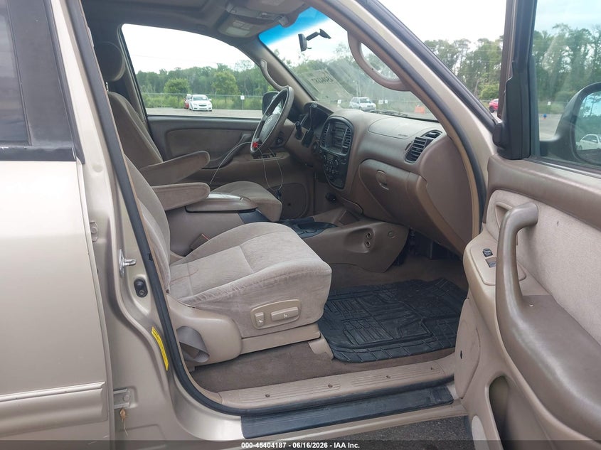 2004 Toyota Sequoia VIN 5TDZT34A04S218901 IAAI salvage auction — NORMAL WEAR, Clear (California), sold $1,650 on 2026-07-07 (photo 5)