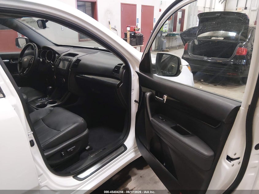 2012 Kia Sorento VIN 5XYKW4A20CG297977 IAAI salvage auction — REAR END, Salvage (Idaho), sold $2,750 on 2026-07-10 (photo 5)