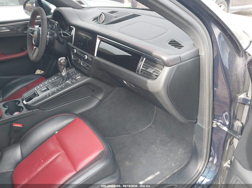 2020 Porsche Macan VIN WP1AA2A51LLB08040 IAAI salvage auction — FRONT END, Salvage Title, sold $12,150 on 2026-08-18 (photo 5)