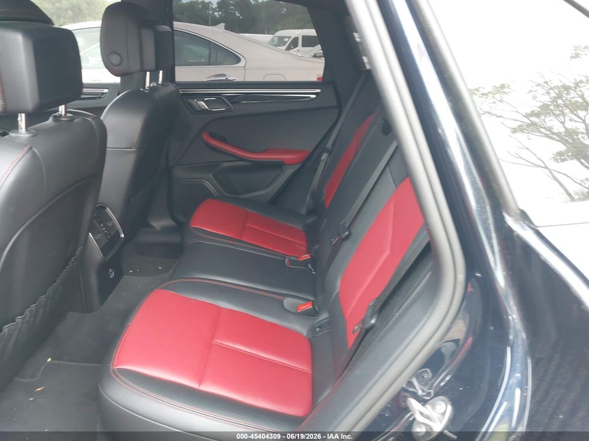 2020 Porsche Macan VIN WP1AA2A51LLB08040 IAAI salvage auction — FRONT END, Salvage Title, sold $12,150 on 2026-08-18 (photo 8)