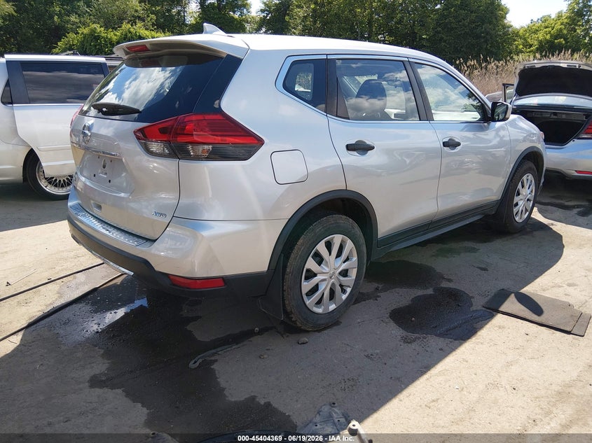 2017 Nissan Rogue VIN JN8AT2MV7HW255402 IAAI salvage auction — LEFT SIDE, Salvage - Greater Than 75% (Maryland), sold $1,300 on 2026-07-16 (photo 4)