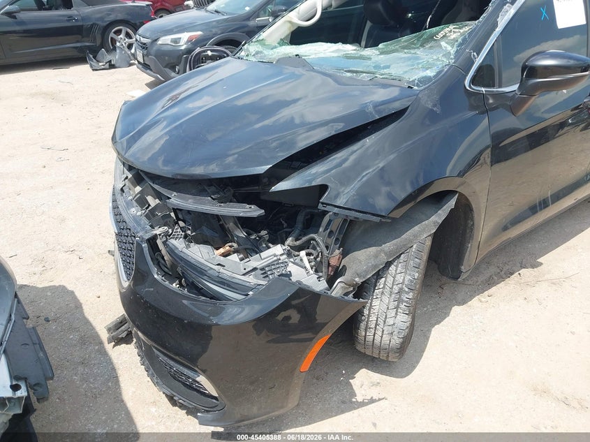 2023 Chrysler Pacifica VIN 2C4RC1BG6PR620544 IAAI salvage auction — FRONT END, Salvage Title, sold $2,500 on 2026-08-26 (photo 6)
