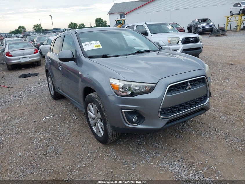 2014 Mitsubishi Outlander VIN 4A4AR4AU8EE012211 IAAI salvage auction — LEFT SIDE, Salvage Title, sold $1,250 on 2026-07-17 (photo 1)