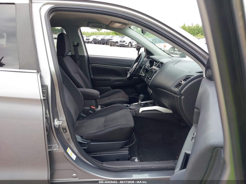 2014 Mitsubishi Outlander VIN 4A4AR4AU8EE012211 IAAI salvage auction — LEFT SIDE, Salvage Title, sold $1,250 on 2026-07-17 (photo 5)