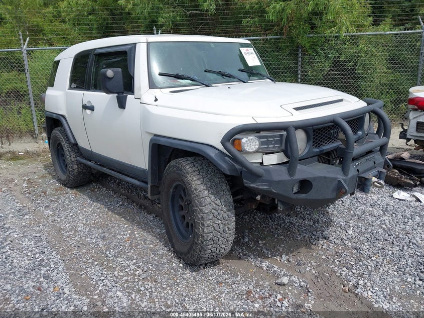 2008 Toyota Fj cruiser VIN JTEBU11F18K037852 IAAI salvage auction — FRONT END, Salvage (Mississippi), sold $3,900 on 2026-07-11 (photo 1)