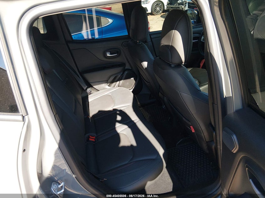 2021 Jeep Renegade VIN ZACNJDC11MPM41907 IAAI salvage auction — SIDE, Salvage Title, sold $5,800 on 2026-07-26 (photo 8)