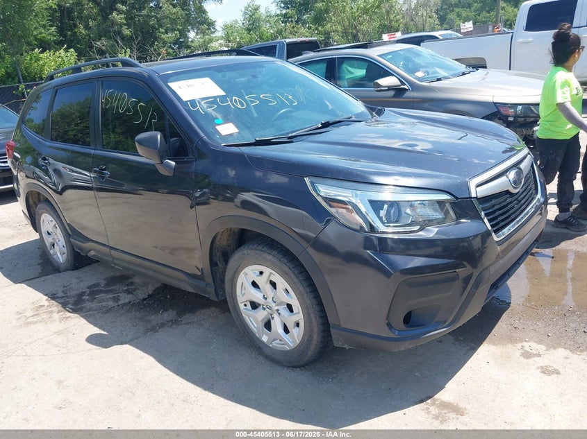 2019 Subaru Forester VIN JF2SKACC8KH401929 IAAI salvage auction — HAIL, Salvage (Kansas), sold $4,150 on 2026-07-29 (photo 1)