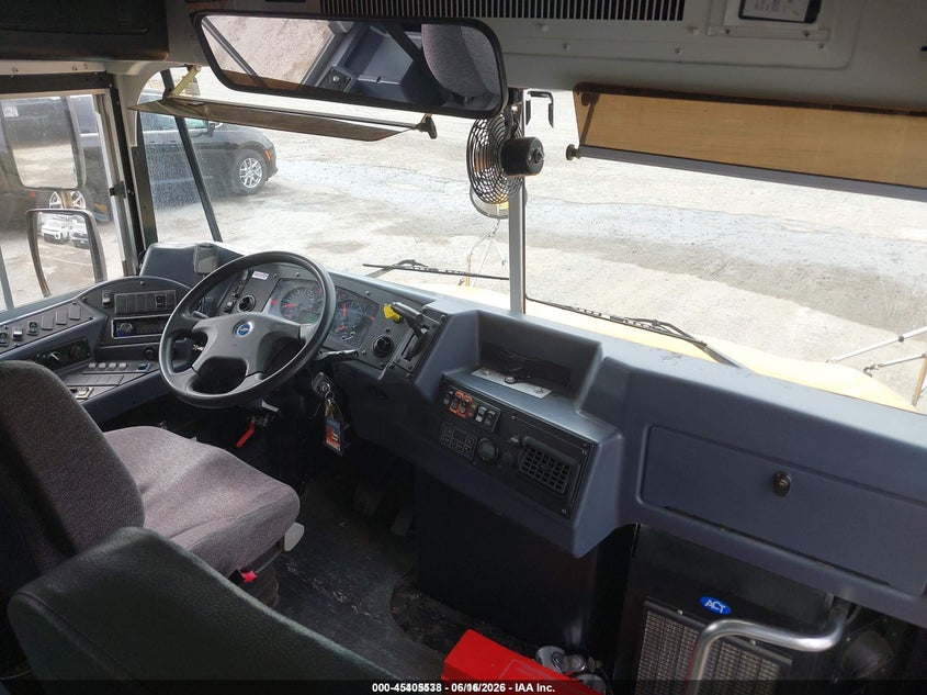 2015 Blue bird School bus / transit bus VIN 1BAKBCPA5FF313614 IAAI salvage auction — REAR END, Sf97 (Washington), sold $1,550 on 2026-07-29 (photo 5)