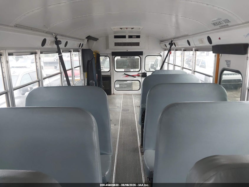 2015 Blue bird School bus / transit bus VIN 1BAKBCPA5FF313614 IAAI salvage auction — REAR END, Sf97 (Washington), sold $1,550 on 2026-07-29 (photo 8)