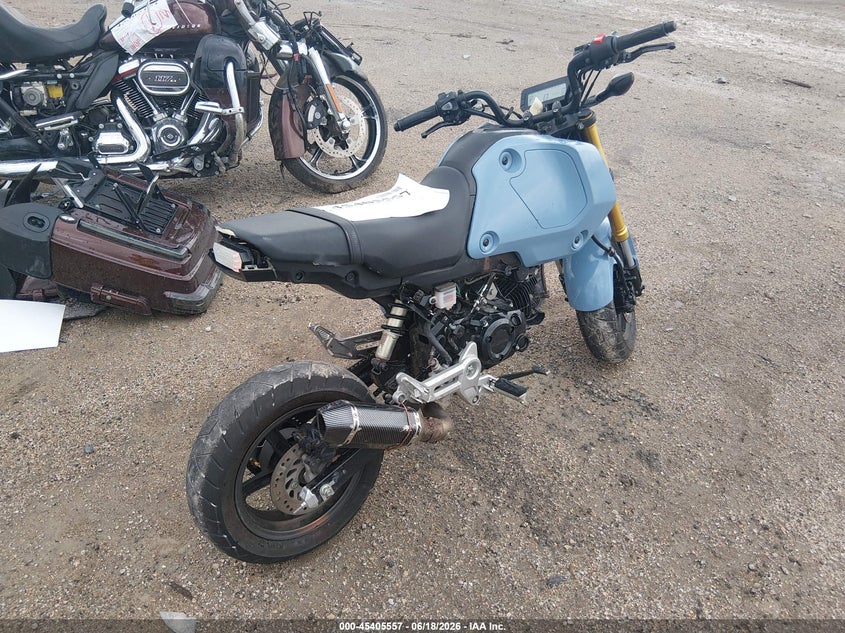 2024 Honda Grom VIN MLHJC9211R5202834 IAAI salvage auction — RIGHT SIDE, Clear (Kansas), sold $375 on 2026-07-14 (photo 4)