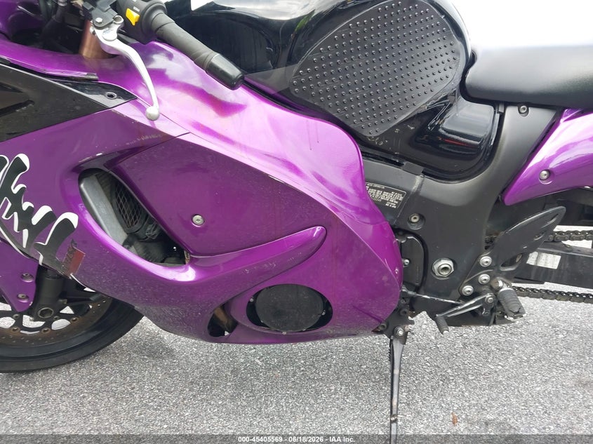 2014 Suzuki Gsx VIN JS1GX72B2E2100348 IAAI salvage auction — RIGHT FRONT, Salvage (South Carolina), sold $1,100 on 2026-07-22 (photo 9)