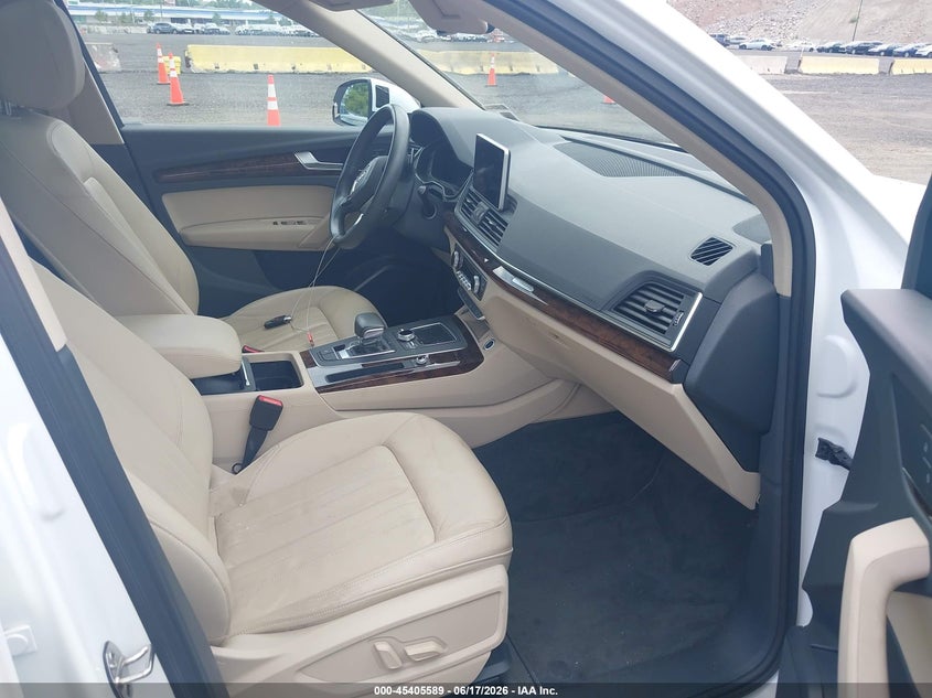 2018 Audi Q5 VIN WA1BNAFY4J2149699 IAAI salvage auction — LEFT SIDE, Salvage Title, sold $8,850 on 2026-07-14 (photo 5)