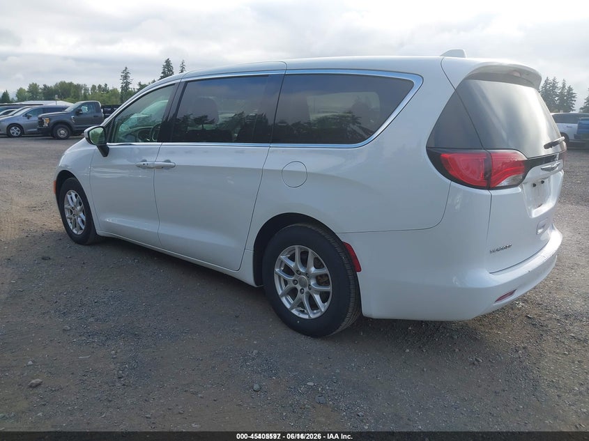 2020 Chrysler Voyager VIN 2C4RC1CG7LR237639 IAAI salvage auction — NORMAL WEAR, Sf97 (Washington), sold $9,725 on 2026-07-29 (photo 3)