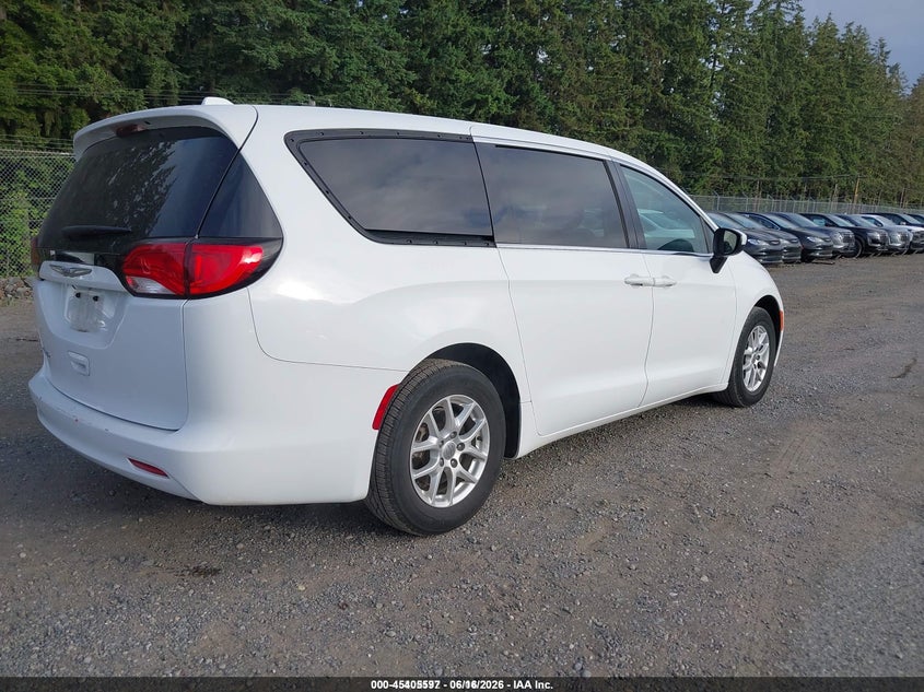 2020 Chrysler Voyager VIN 2C4RC1CG7LR237639 IAAI salvage auction — NORMAL WEAR, Sf97 (Washington), sold $9,725 on 2026-07-29 (photo 4)