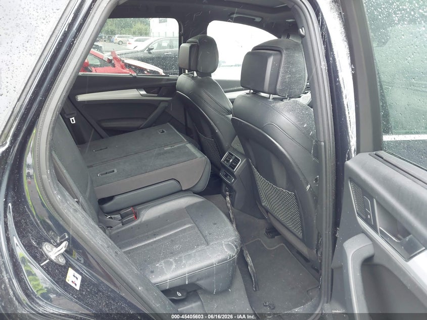 2019 Audi Sq5 VIN WA1B4BFY0K2079984 IAAI salvage auction — ENGINE BURN, Rebuildable (Florida), sold $925 on 2026-07-28 (photo 8)
