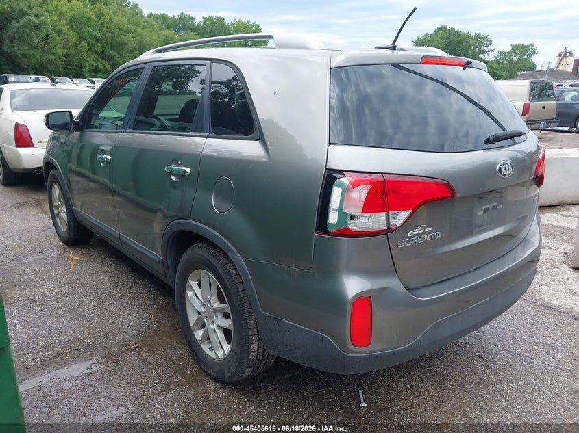 2015 Kia Sorento VIN 5XYKT3A67FG587952 IAAI salvage auction — FRONT END, Repossessed (Kansas), sold $475 on 2026-07-22 (photo 3)