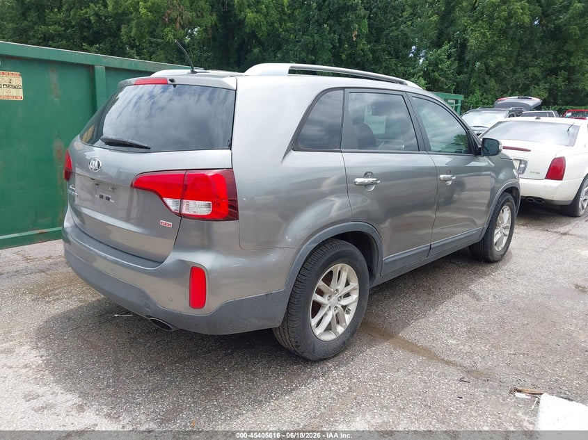 2015 Kia Sorento VIN 5XYKT3A67FG587952 IAAI salvage auction — FRONT END, Repossessed (Kansas), sold $475 on 2026-07-22 (photo 4)