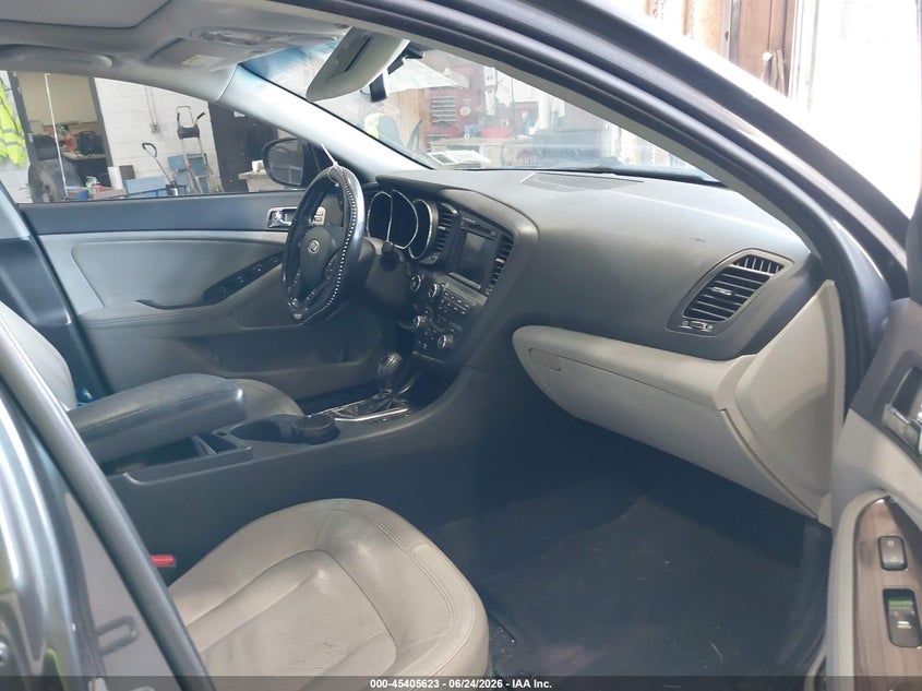 2011 Kia Optima VIN KNAGN4A73B5167555 IAAI salvage auction — RIGHT FRONT, Mv-907A (New York), sold $450 on 2026-07-15 (photo 5)