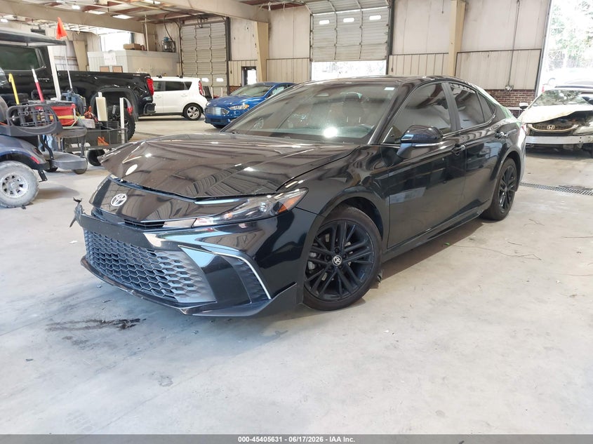 2025 Toyota Camry VIN 4T1DAACK9SU614991 IAAI salvage auction — RIGHT FRONT, Salvage Title, sold $13,800 on 2026-07-31 (photo 2)