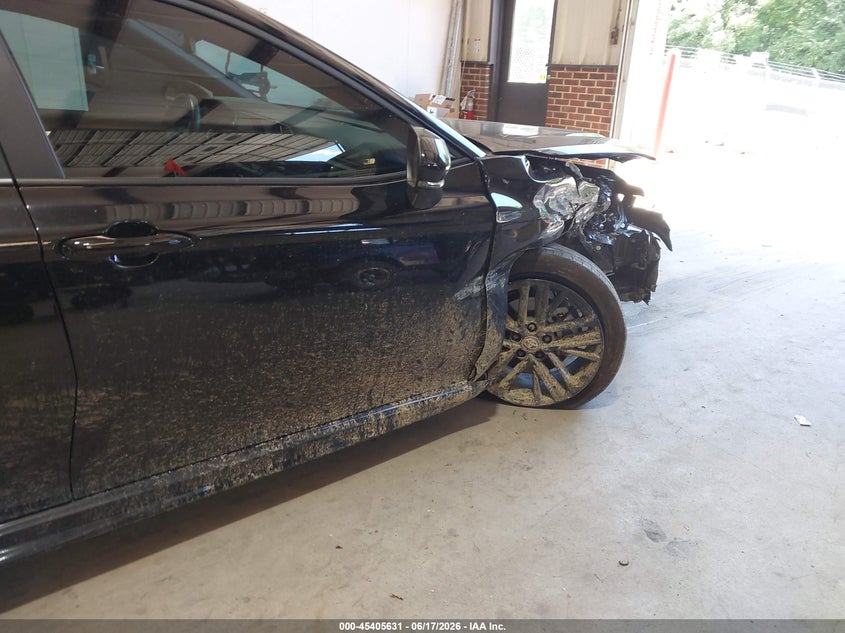 2025 Toyota Camry VIN 4T1DAACK9SU614991 IAAI salvage auction — RIGHT FRONT, Salvage Title, sold $10,700 on 2026-07-31 (photo 6)