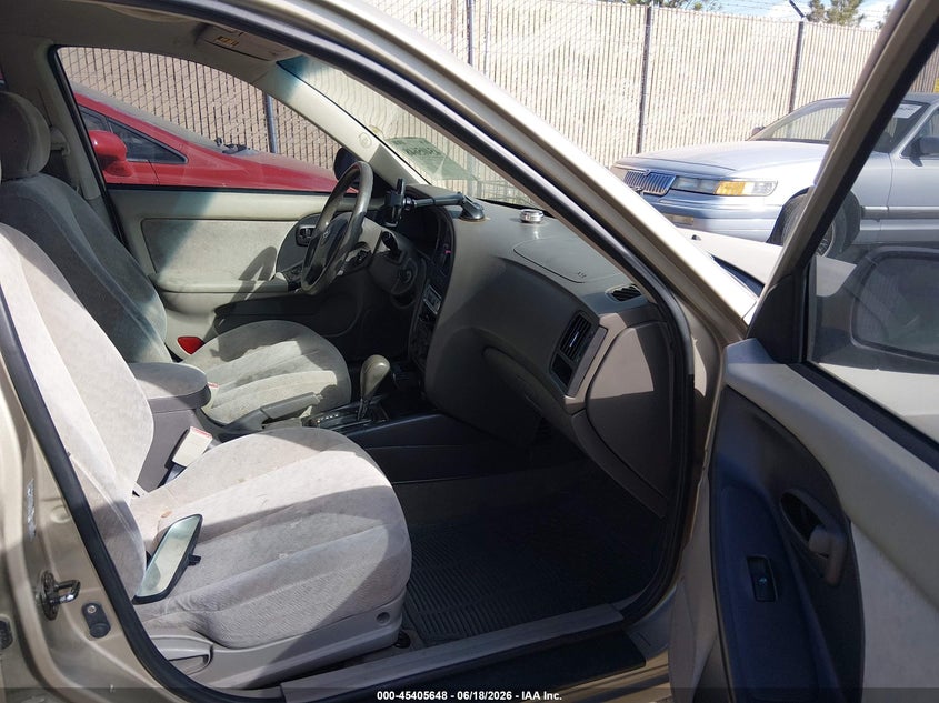 2005 Hyundai Elantra VIN KMHDN46D35U123744 IAAI salvage auction — NORMAL WEAR, Regular (Nevada), sold $225 on 2026-07-17 (photo 5)