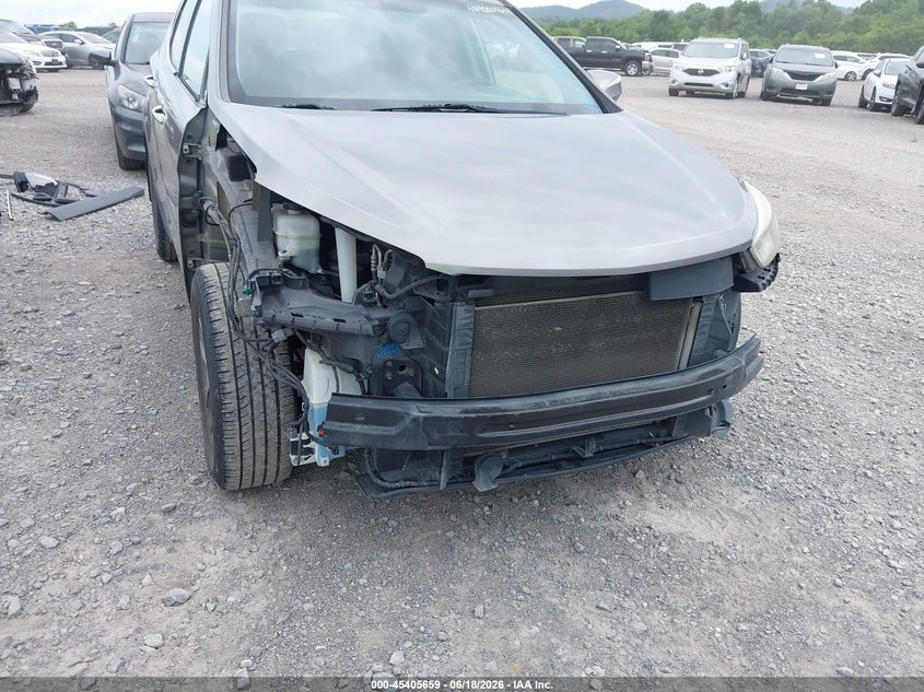 2013 Hyundai Santa fe VIN 5XYZU3LB9DG016322 IAAI salvage auction — FRONT END, Clear (Tennessee), sold $2,150 on 2026-07-23 (photo 6)