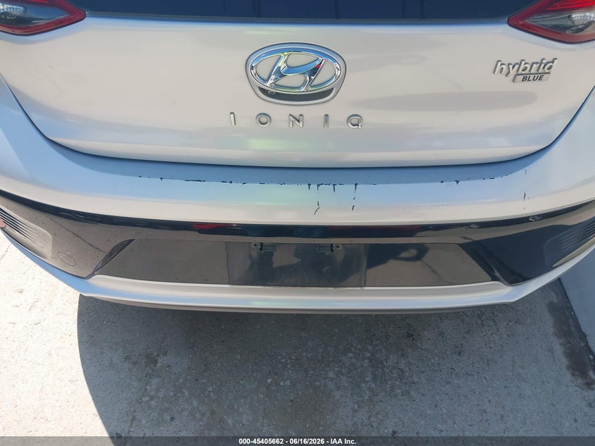 2019 Hyundai Ioniq hybrid VIN KMHC65LC0KU159154 IAAI salvage auction — NORMAL WEAR, Sf97 (Texas), sold $8,100 on 2026-08-04 (photo 6)