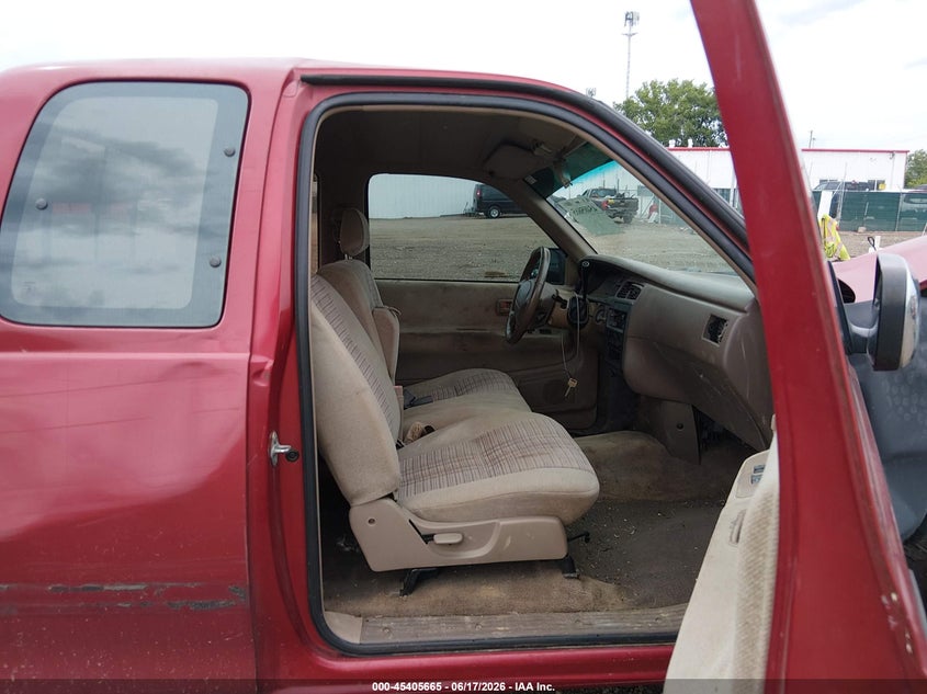 1995 Toyota T100 VIN JT4VD12F4S0014326 IAAI salvage auction — FRONT END, Salvage (Ohio), sold $275 on 2026-07-15 (photo 5)