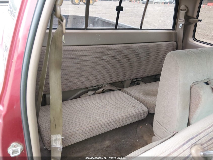 1995 Toyota T100 VIN JT4VD12F4S0014326 IAAI salvage auction — FRONT END, Salvage (Ohio), sold $275 on 2026-07-15 (photo 8)