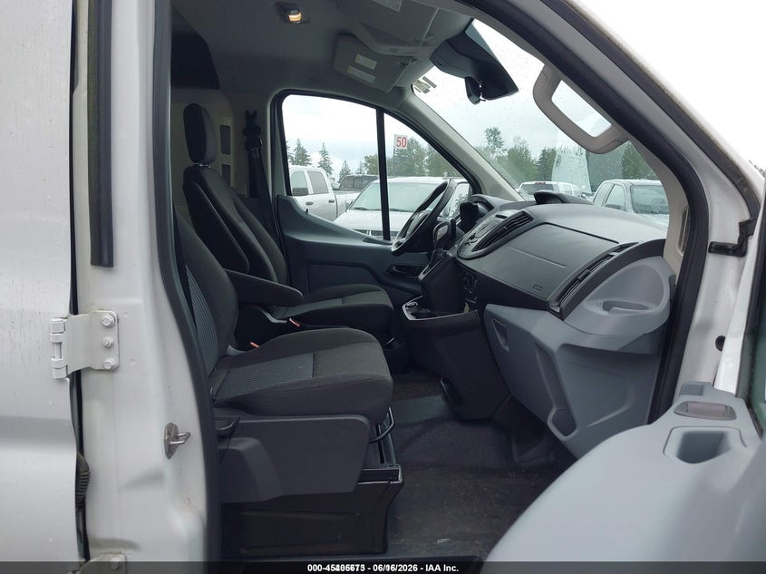 2017 Ford Transit 150 VIN 1FTYE1ZM3HKA03023 IAAI salvage auction — NORMAL WEAR, Sf97 (Washington), sold $10,000 on 2026-07-29 (photo 5)