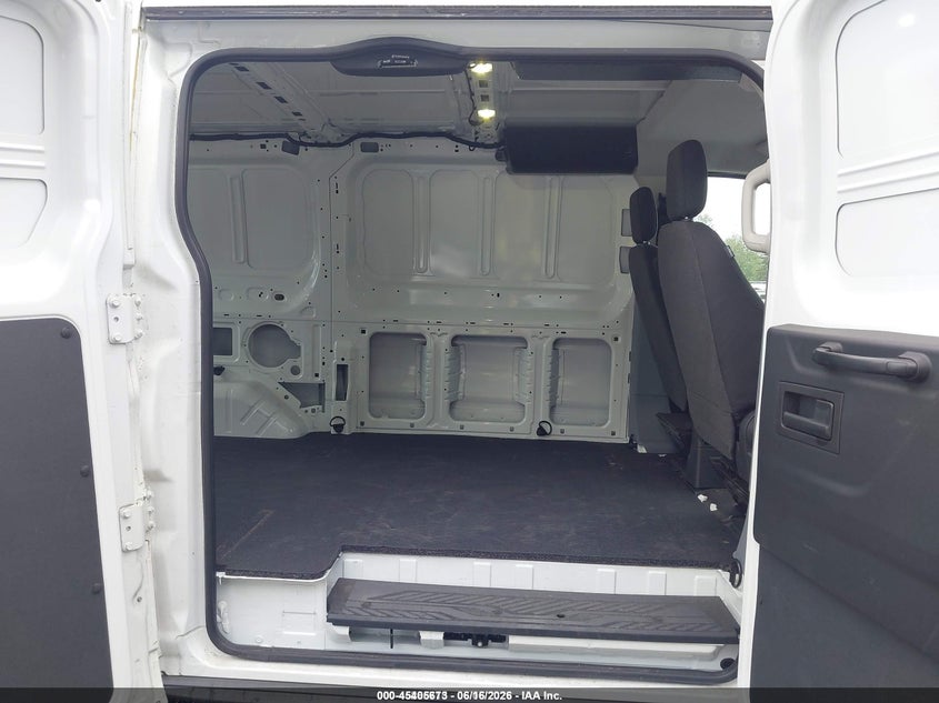 2017 Ford Transit 150 VIN 1FTYE1ZM3HKA03023 IAAI salvage auction — NORMAL WEAR, Sf97 (Washington), sold $10,000 on 2026-07-29 (photo 8)